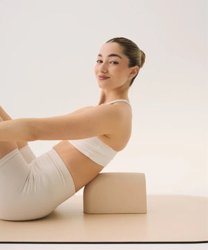 CURVE YOGA BLOCK